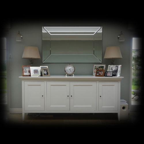 TV Cabinet in matt white